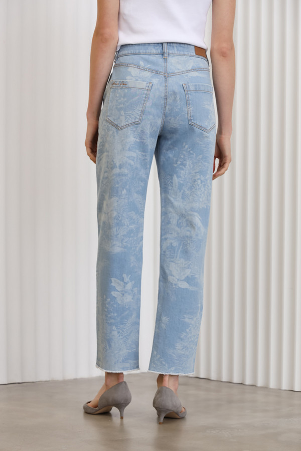 Модные джинсы Marc Cain, размер 48, цвет голубой - фото 4