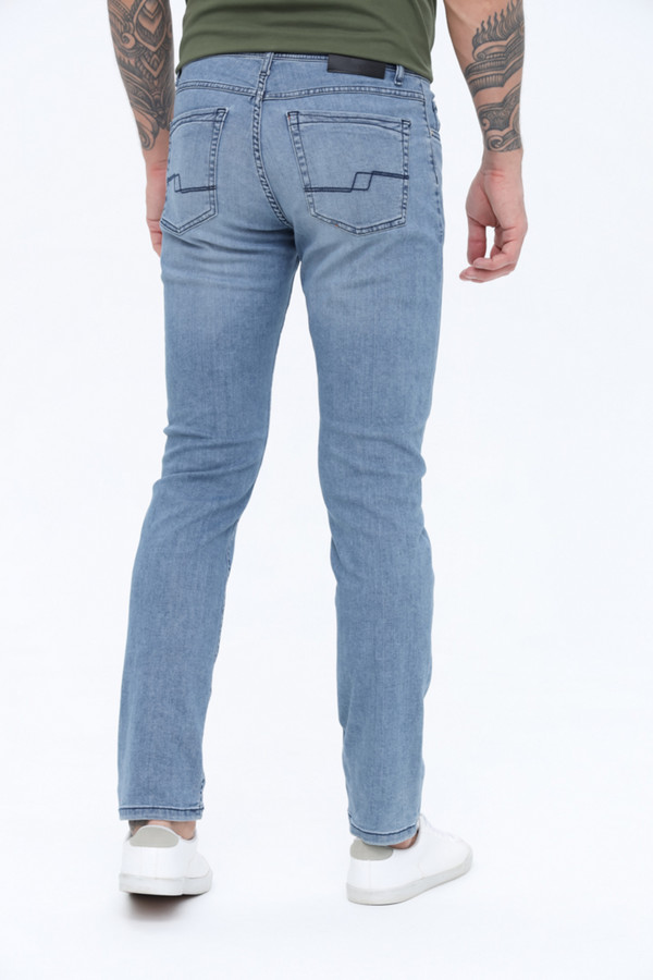 Классические джинсы Hechter
