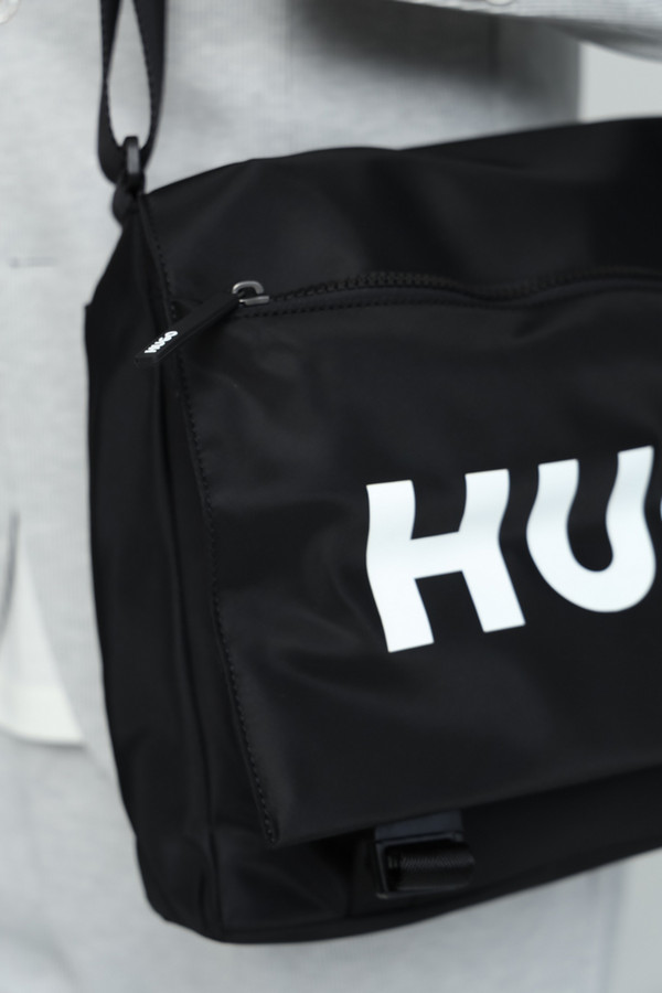 Дорожная сумка Hugo