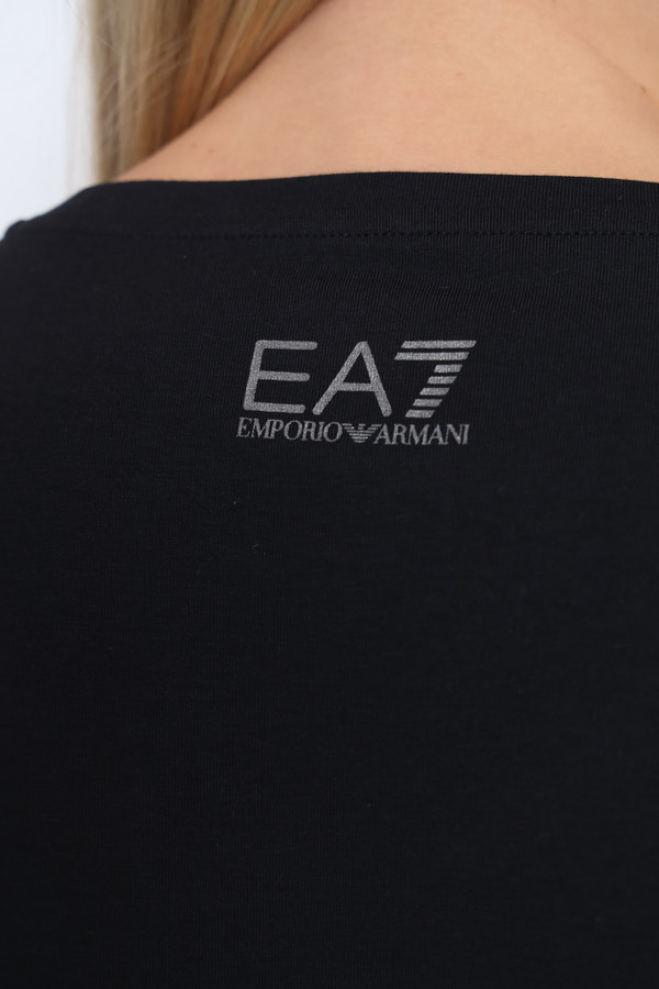 Футболка EA7