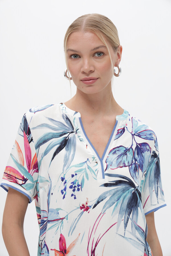 Блузa Toni collection