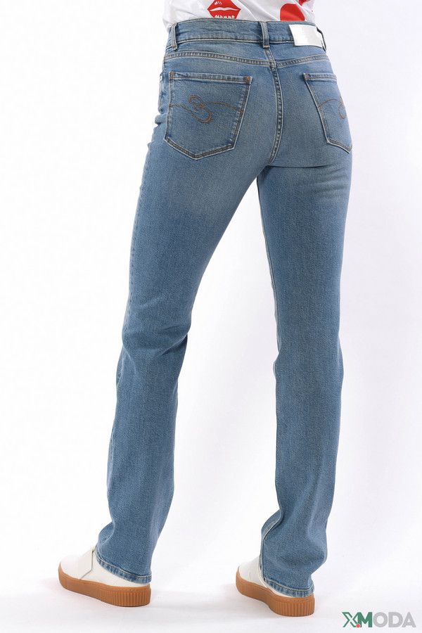 Классические джинсы Escada Sport