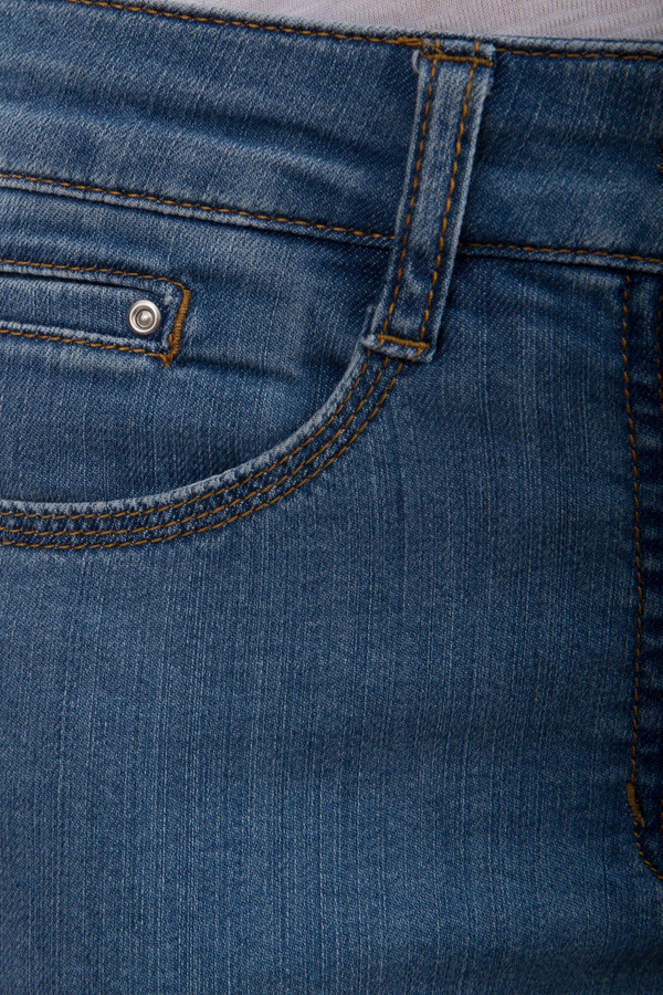 Классические джинсы Basler