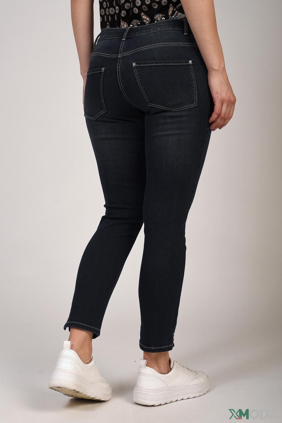 Джинсы Pezzo с вышивкой