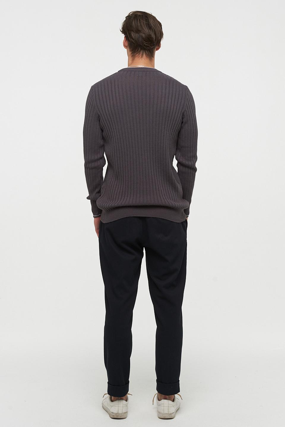 Джемпер VAY мужской серый с V-образным вырезом