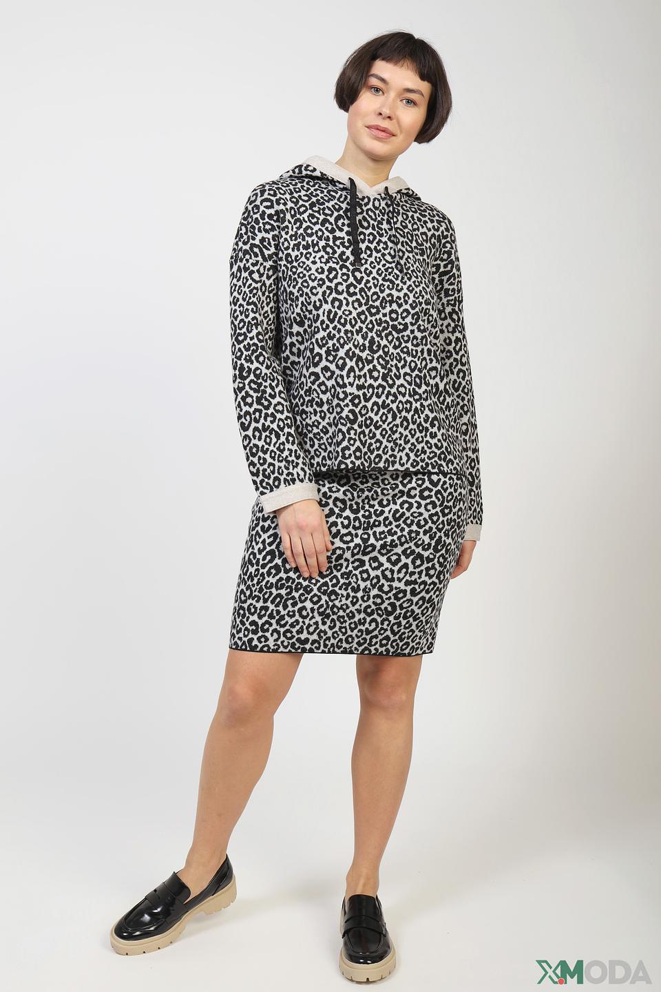 Пуловер Marc Cain с капюшоном леопард