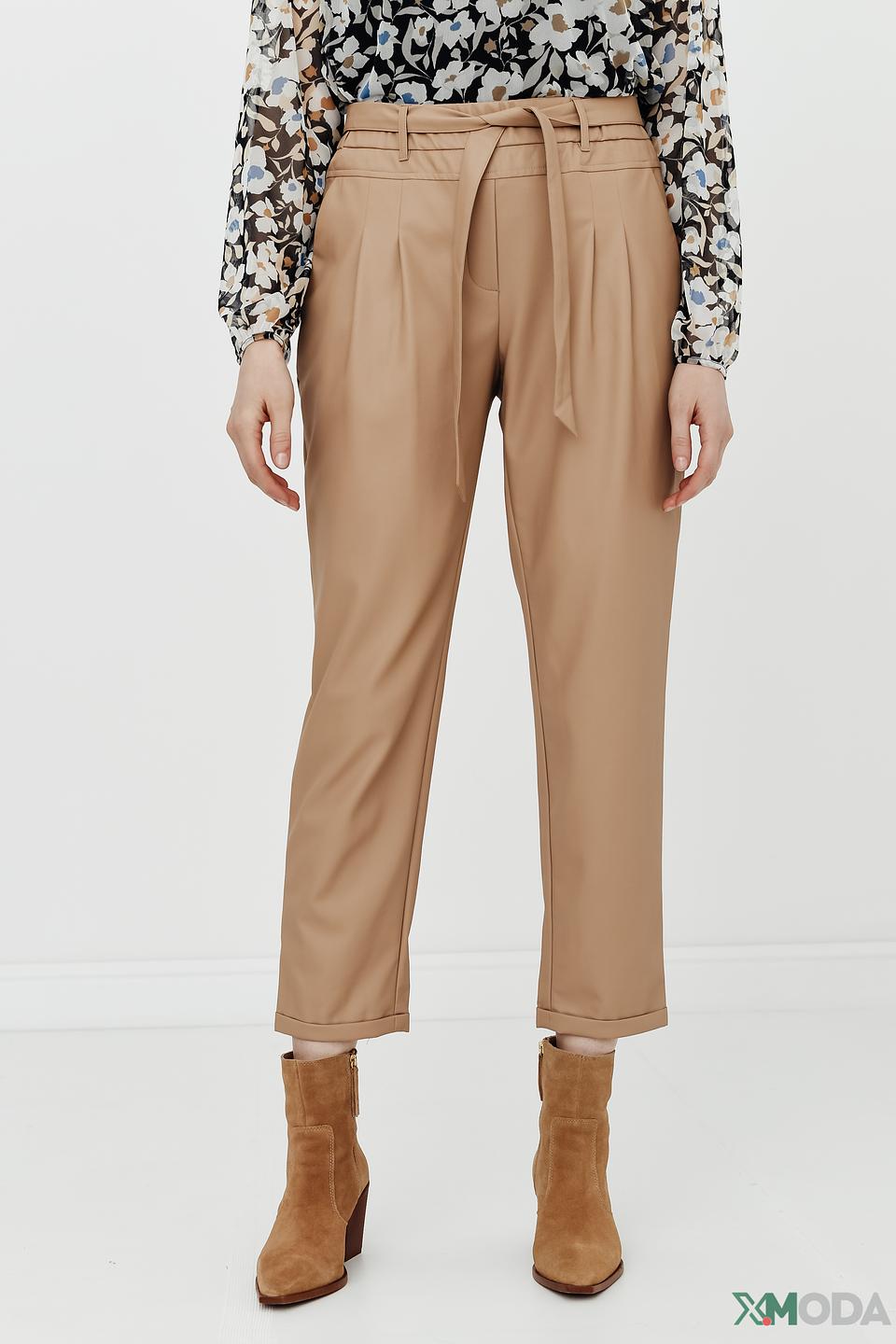 Брюки Betty and Co с поясом бежевые