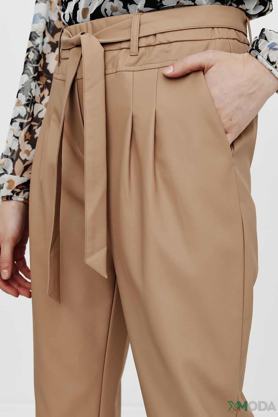 Брюки Betty and Co с поясом бежевые