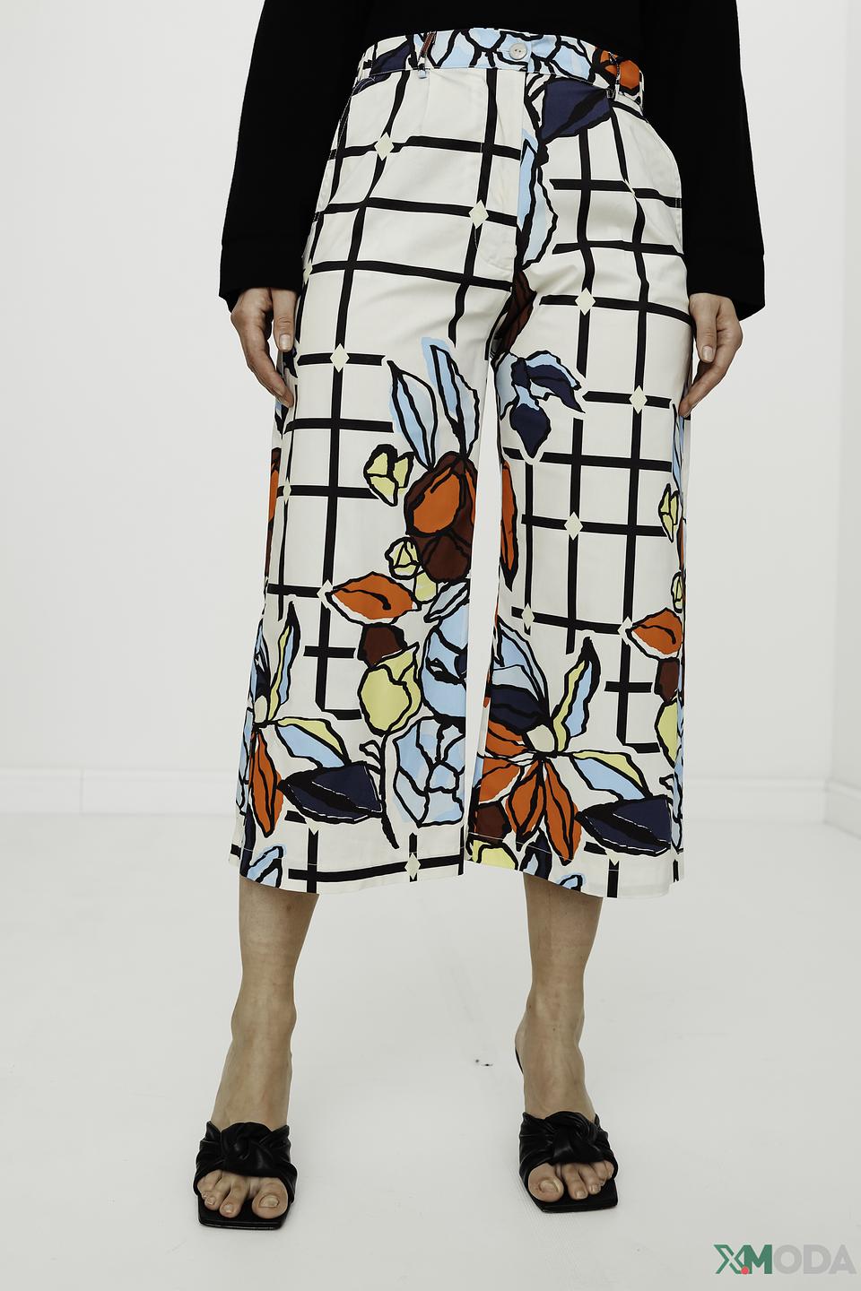 Брюки Tricot Chic с цветочным принтом