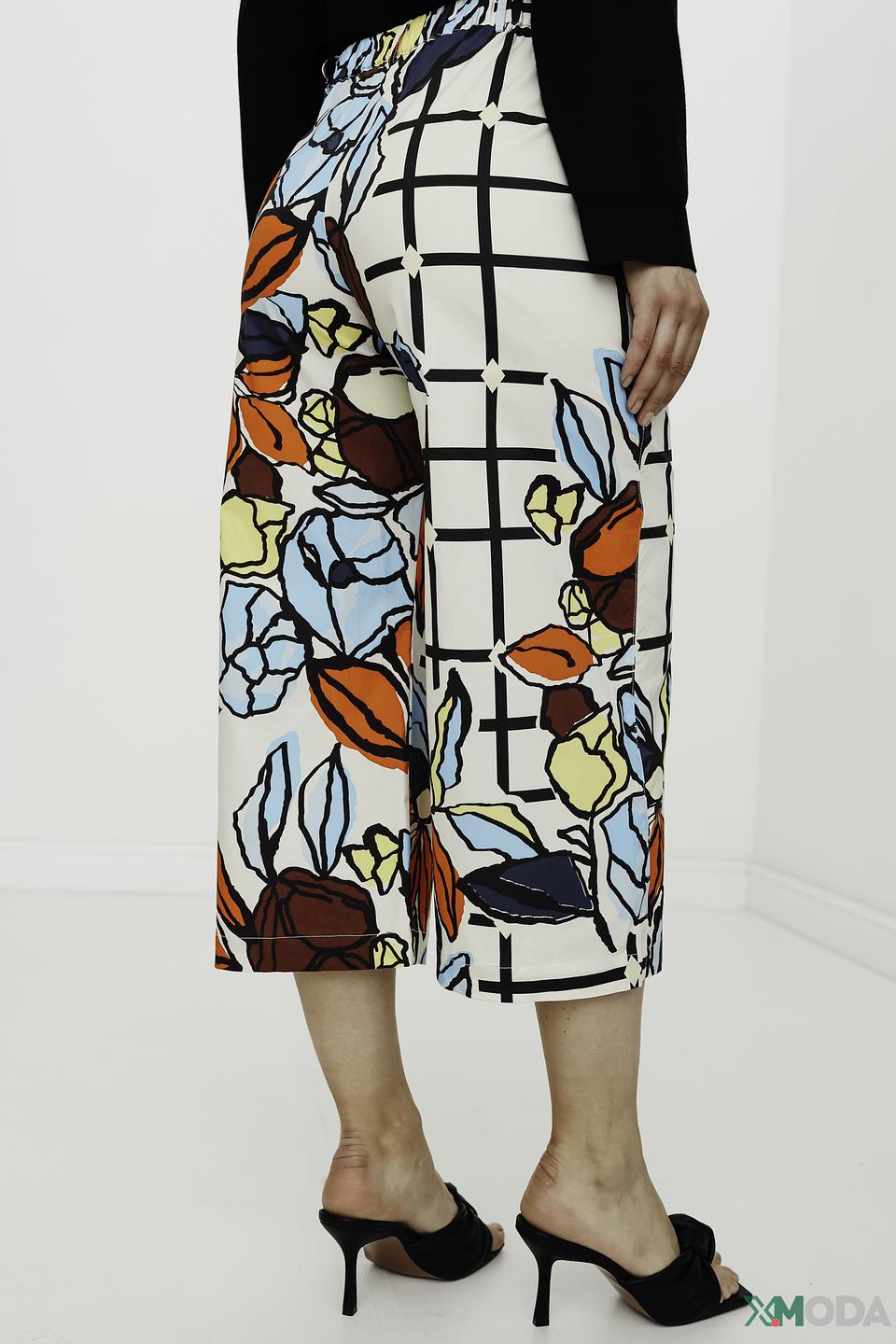 Брюки Tricot Chic с цветочным принтом