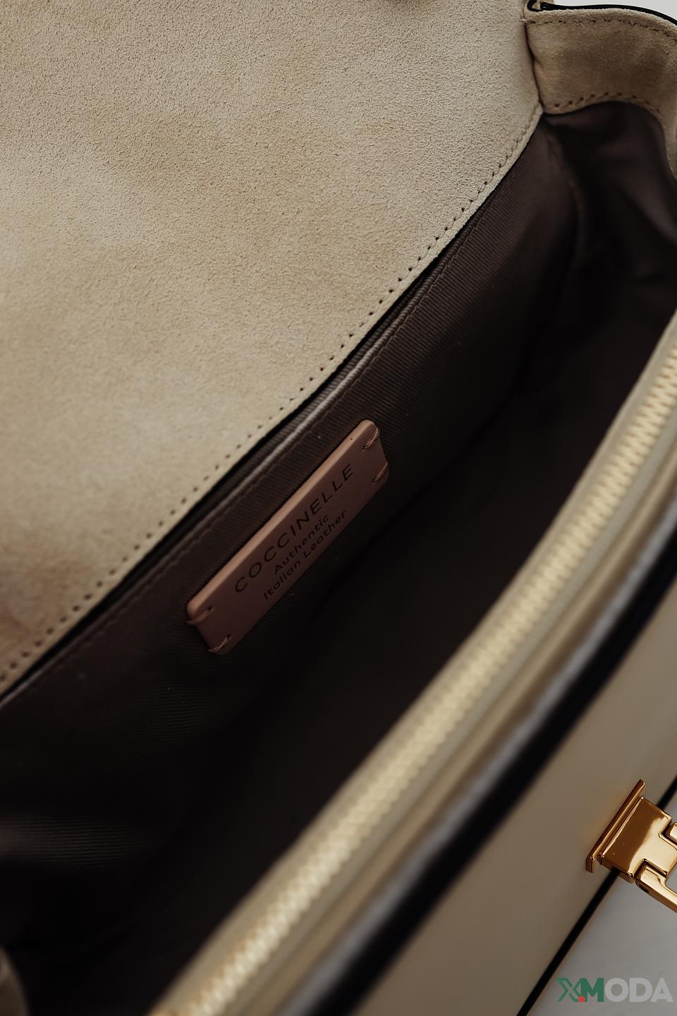 Сумка Coccinelle женская бежевая