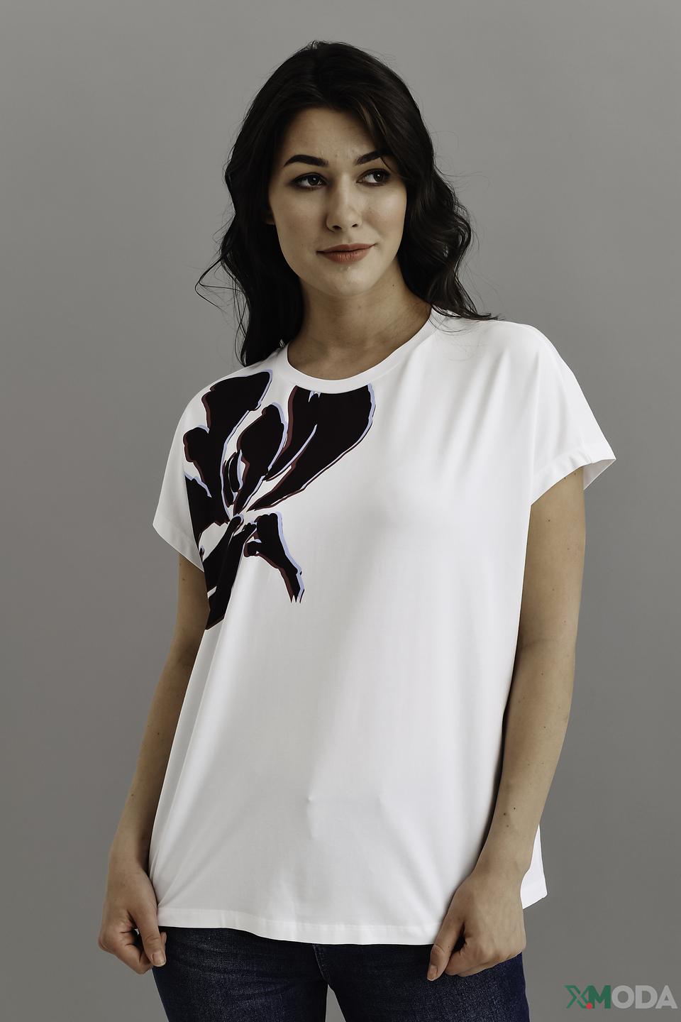 Футболка Be Yourself с цветочным принтом