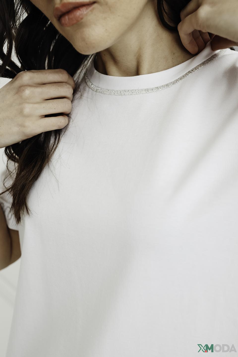 Блуза D. Exterior с декором