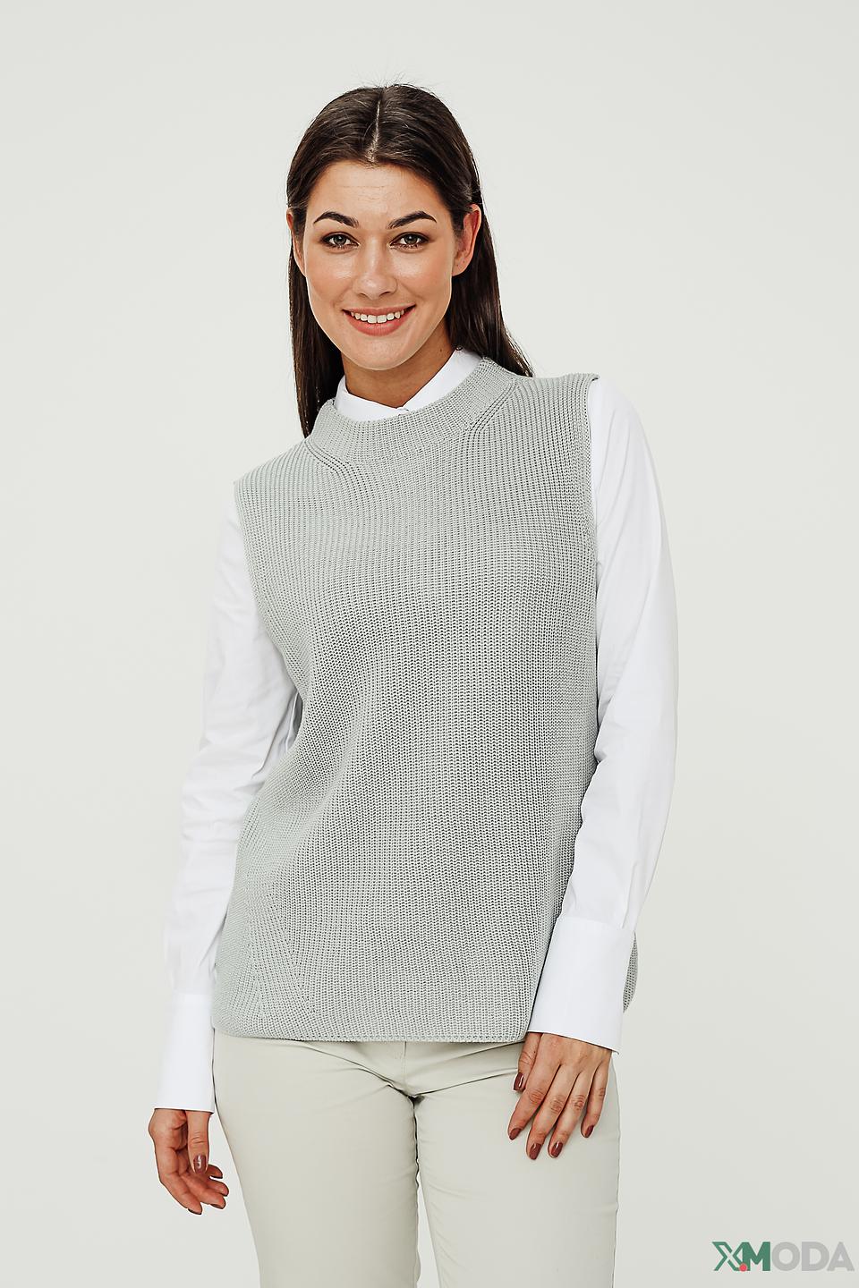 Жилет Lecomte серый вязаный