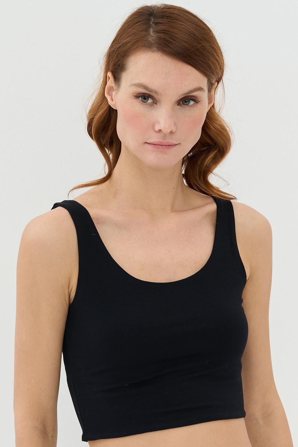 Топ VAY базовый черный