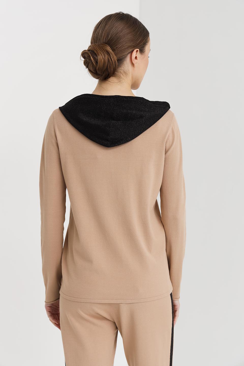 Толстовка Pezzo с капюшоном бежевая