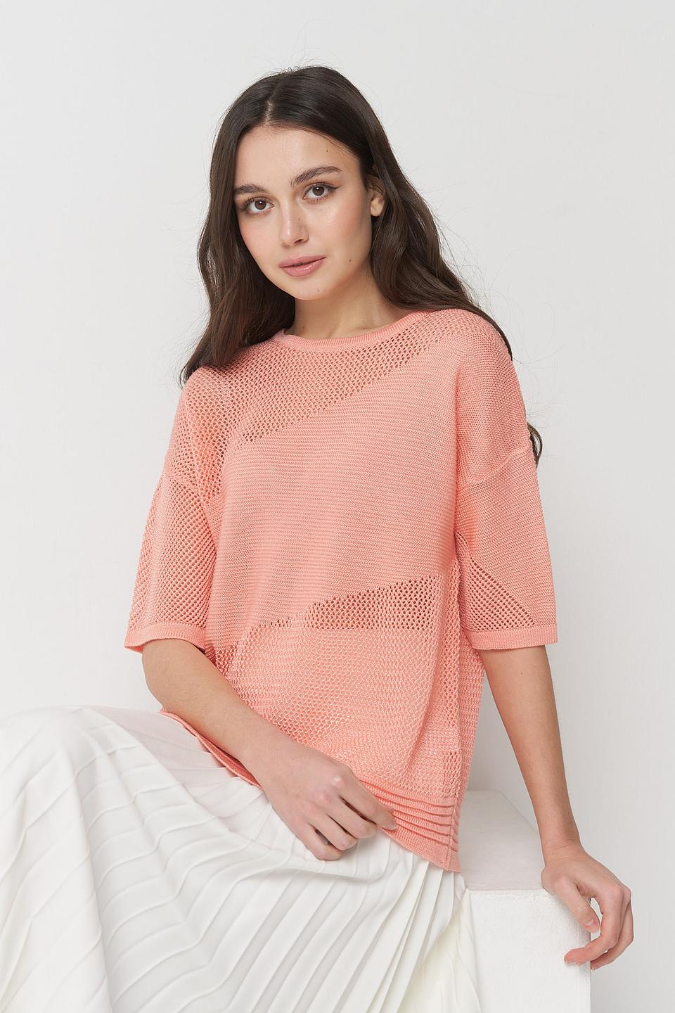 Джемпер VAY розовый с ажурной вставкой