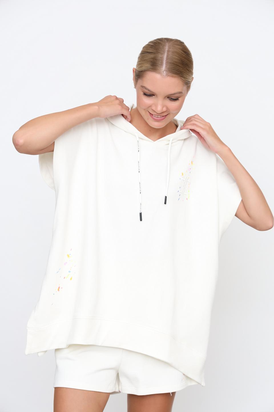 Джемпер Twin Set молочного цвета с капюшоном