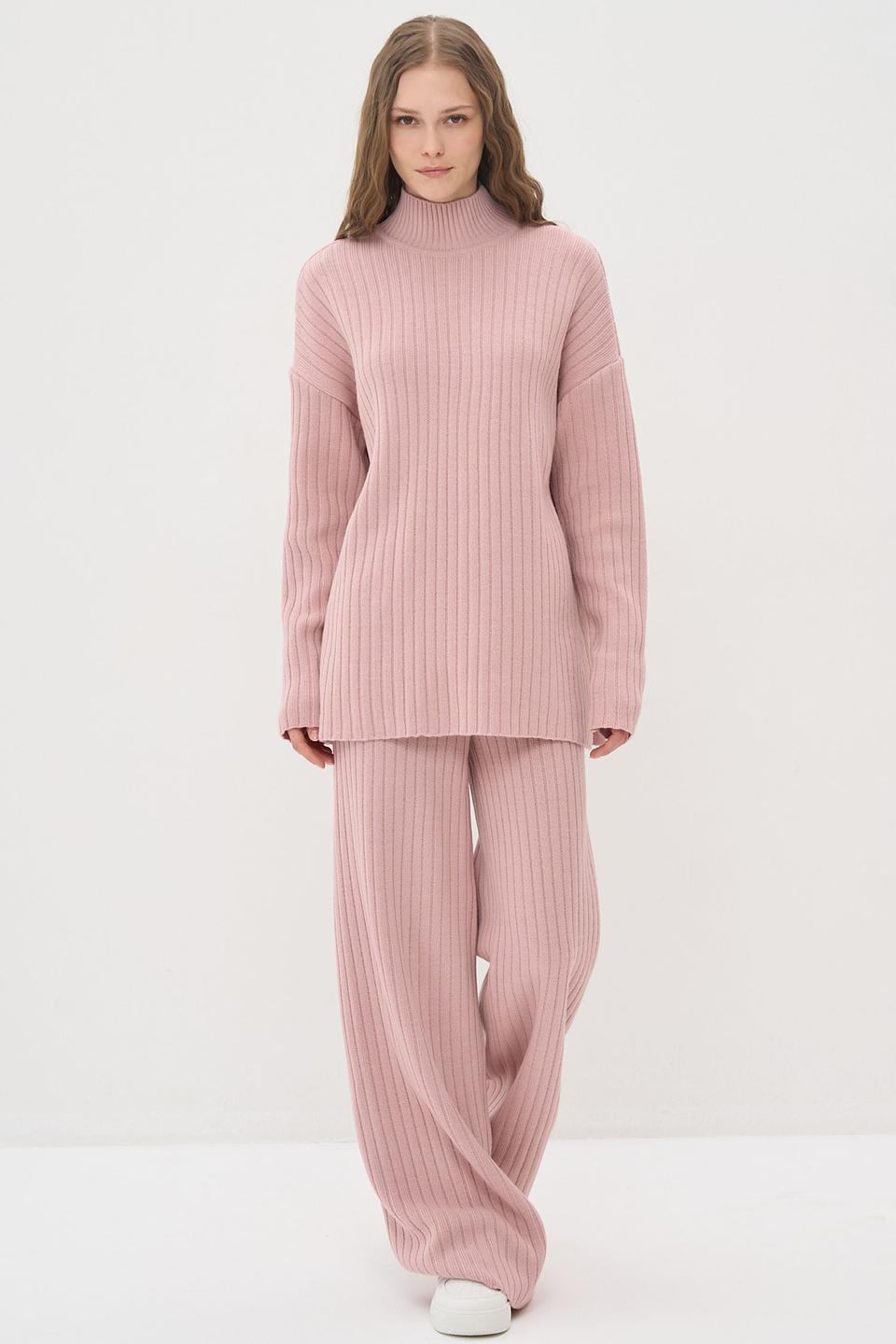 Костюм VAY вязаный розовый