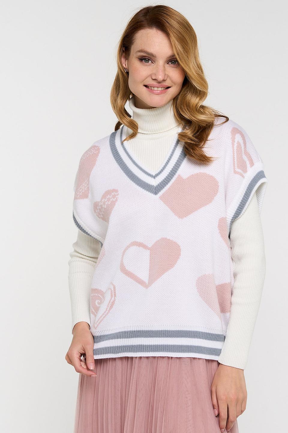 Жилет BE YOU с сердечками