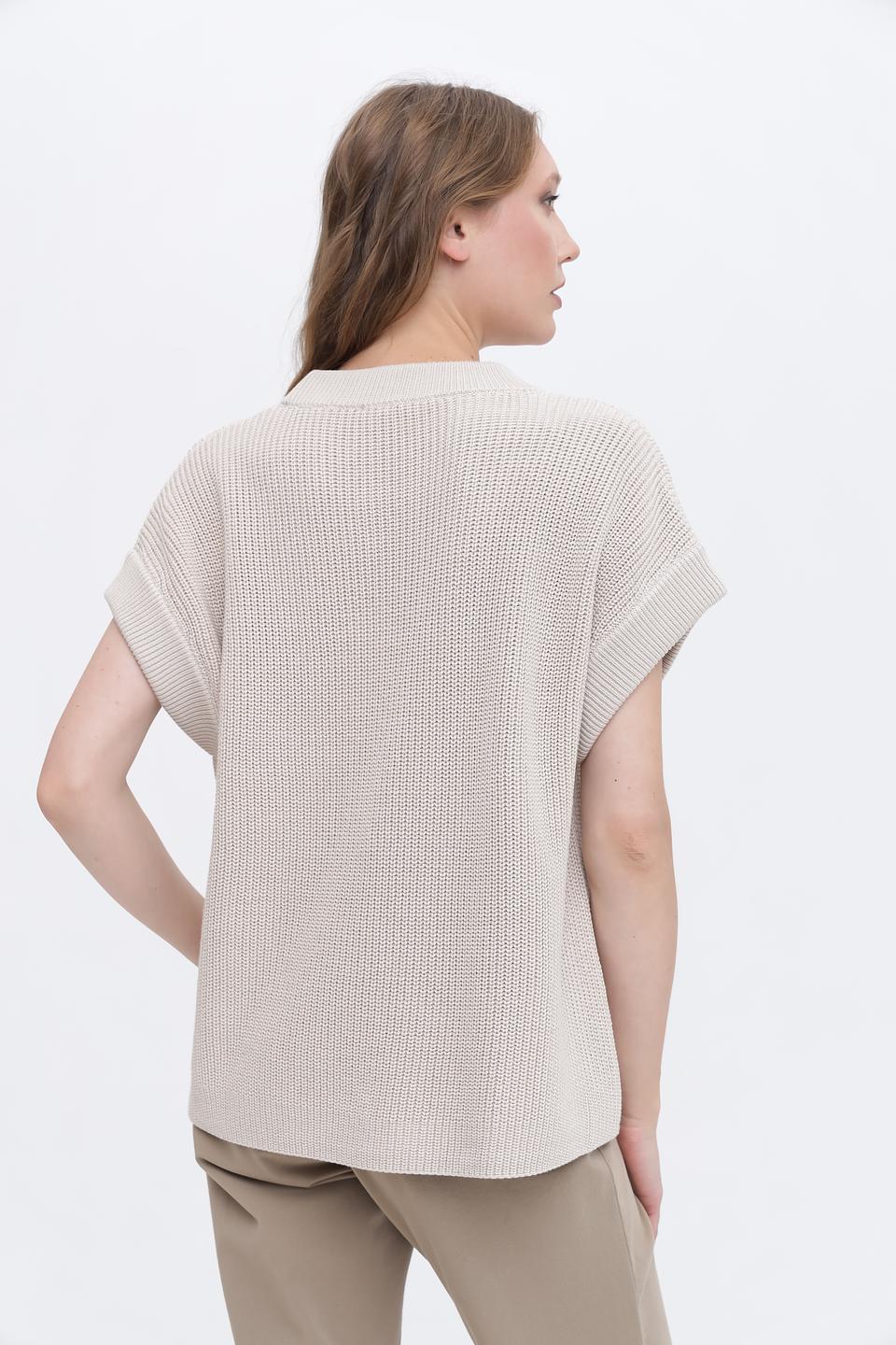 Жилет Lecomte бежевый