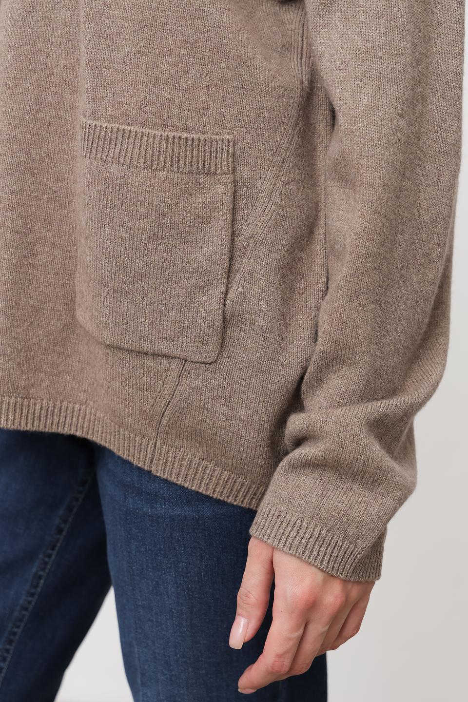 Пуловер Oui с карманами бежевый