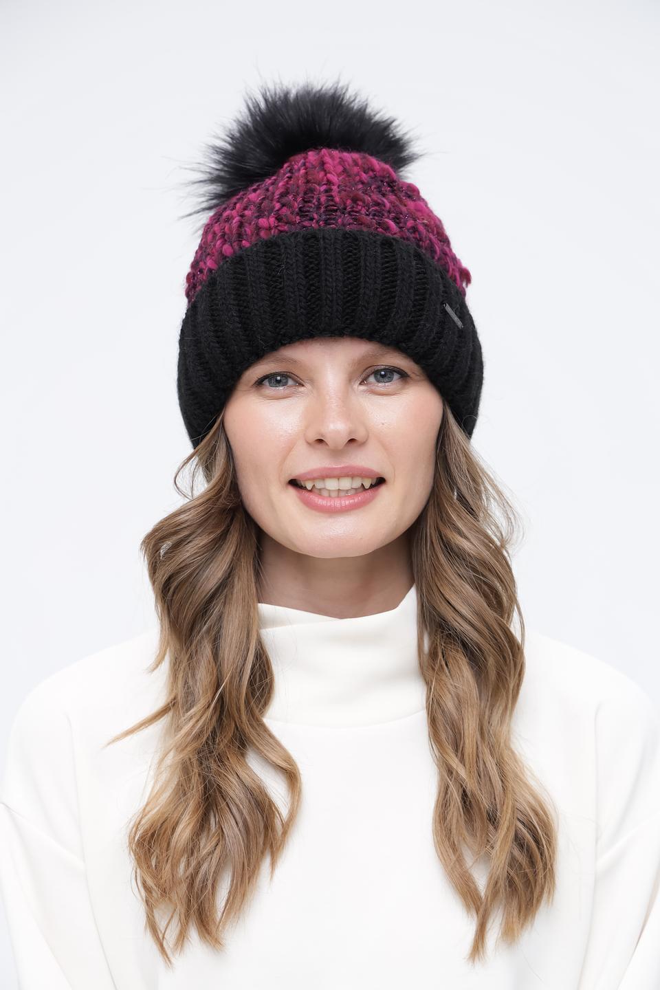 Шапка Wegener с помпоном фуксия