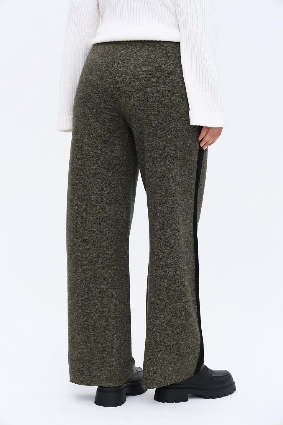 Брюки прямые UNQ хаки