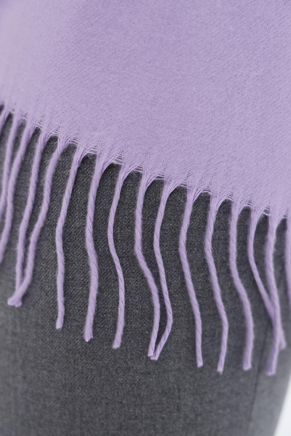 Шарф Fraas лавандовый с бахромой