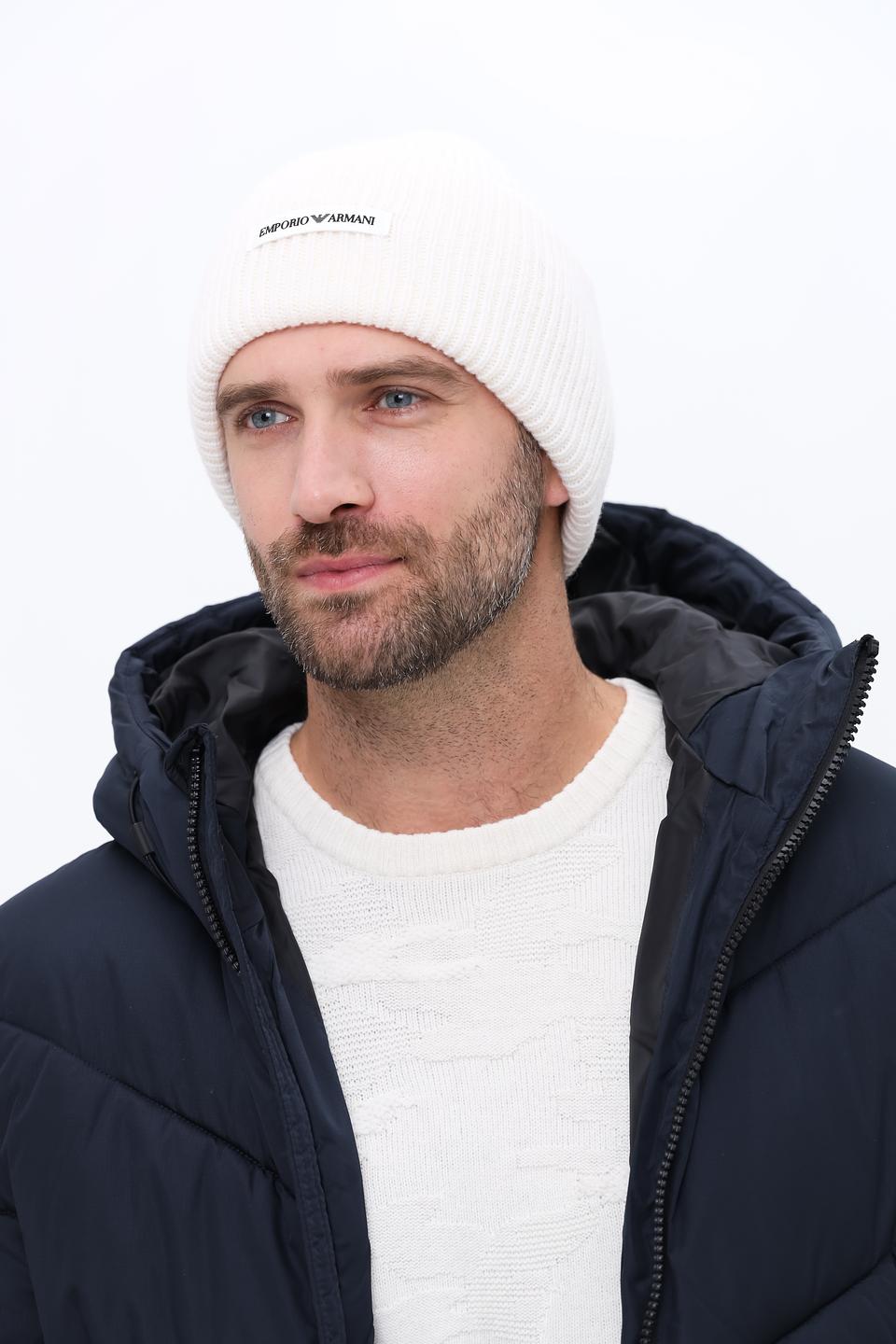 Шапка Emporio Armani белая
