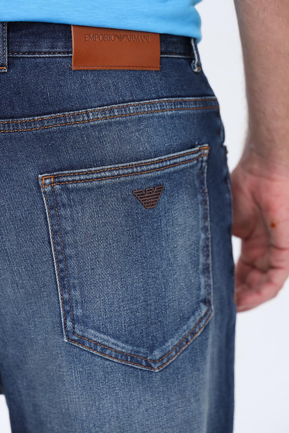 Джинсы Emporio Armani синие, свободный крой