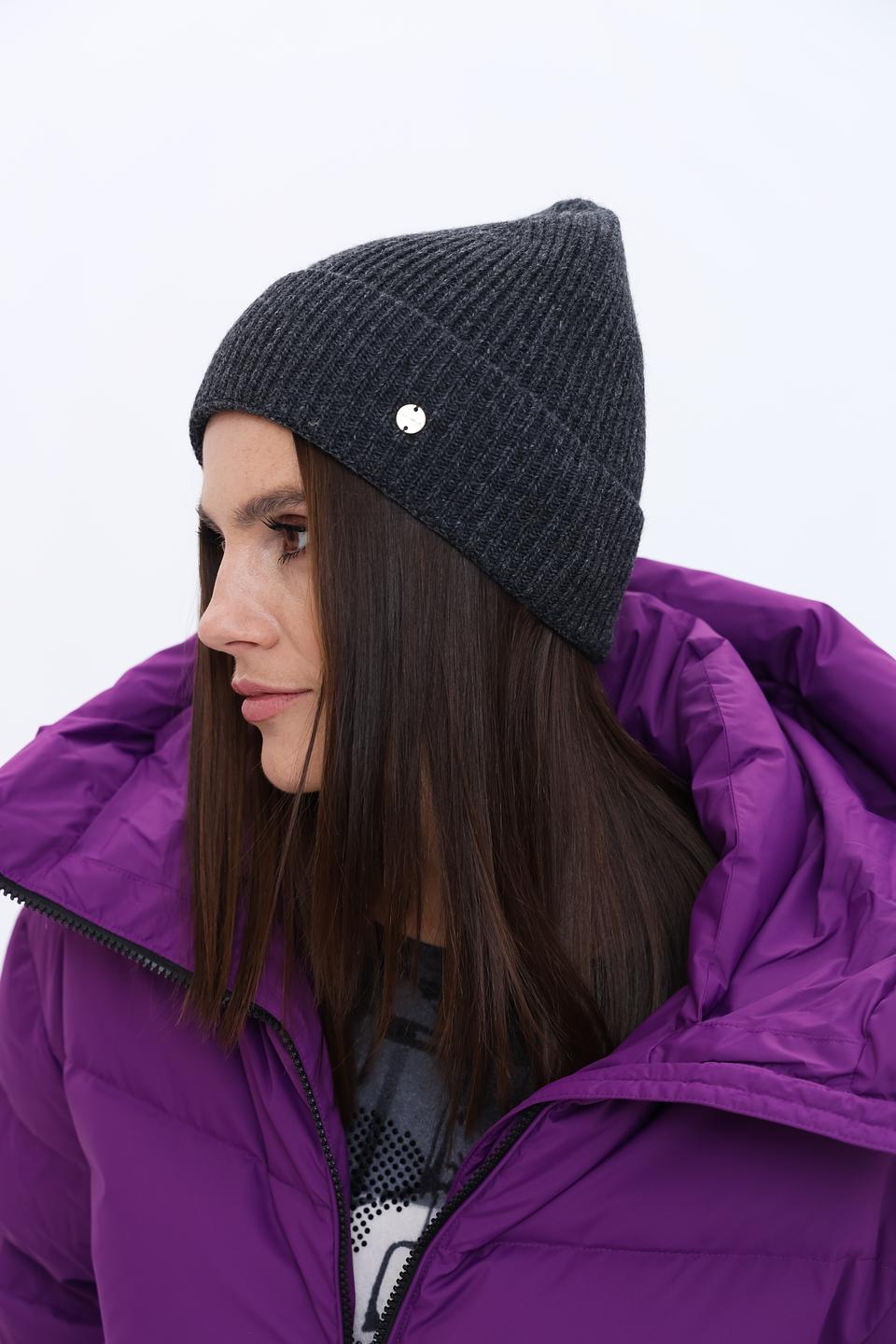 Шапка Coccinelle вязаная серая