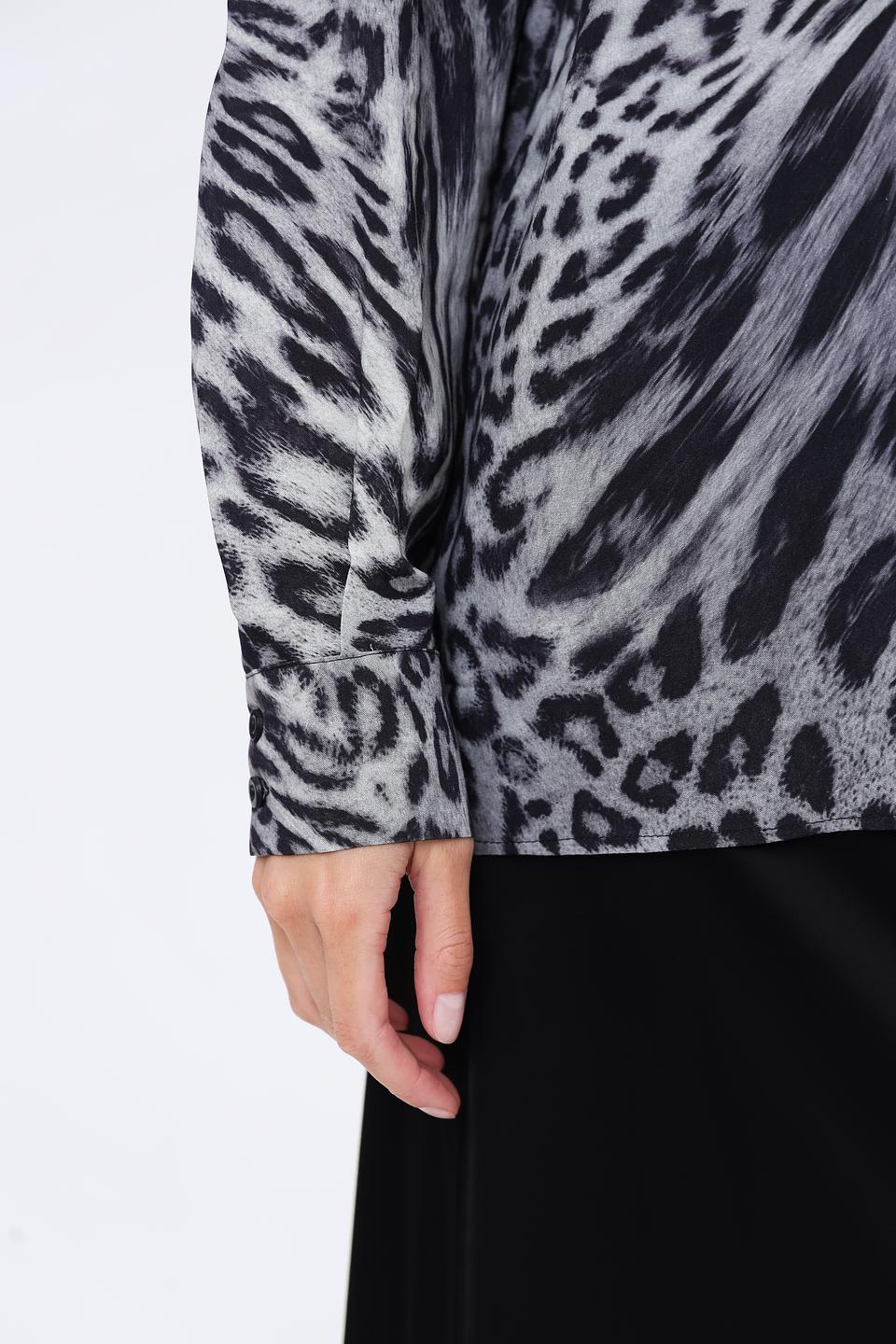 Блуза Monari с принтом хищника