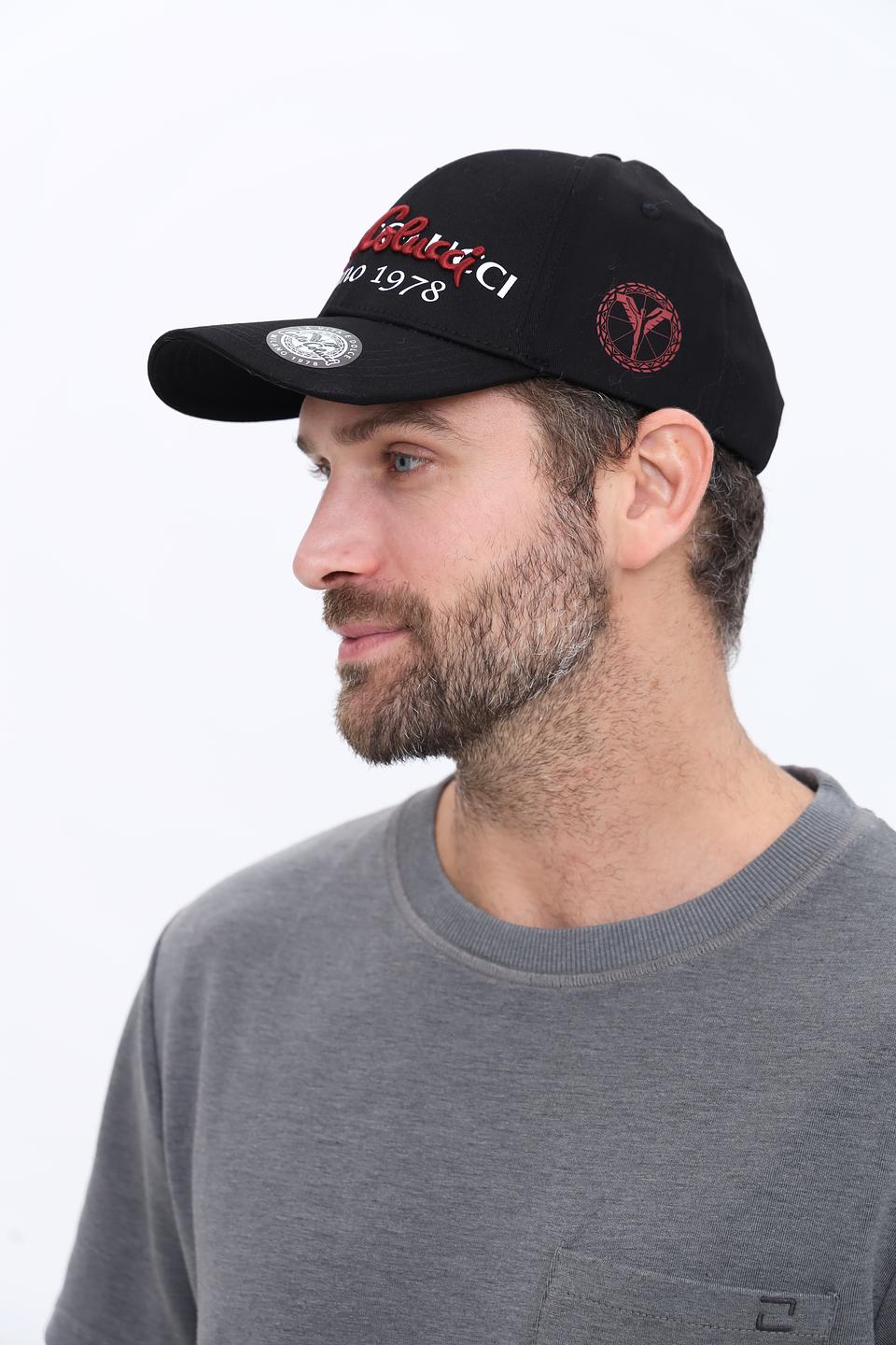 Бейсболка Carlo Colucci чёрная