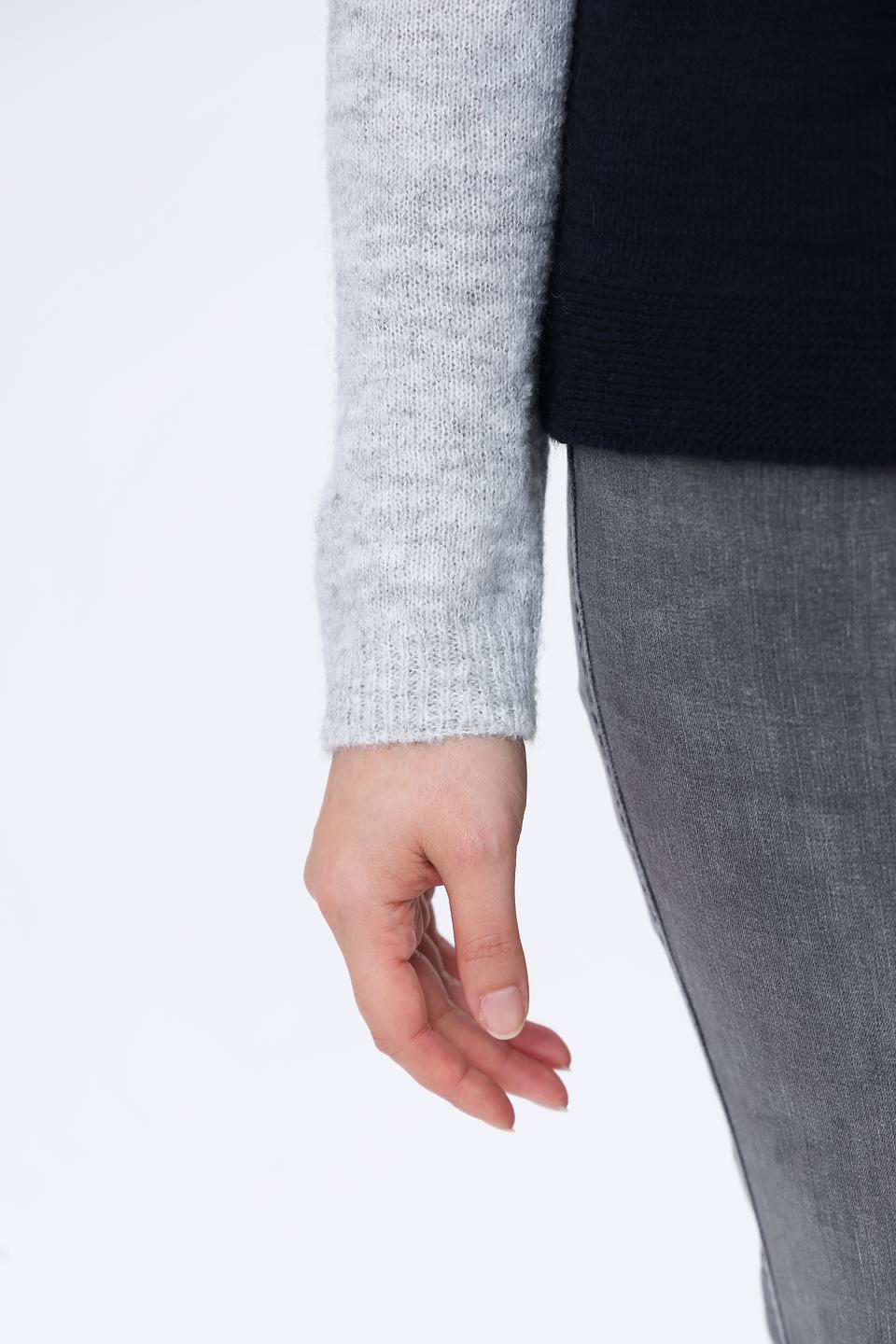 Джемпер Persona N.O.W. цветной