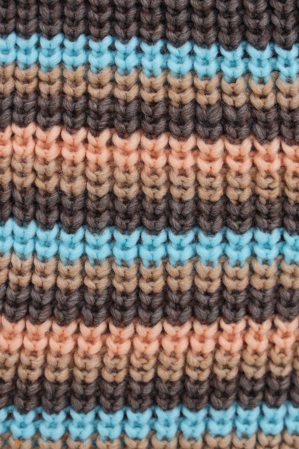 Шарф Seeberger в полоску с бахромой