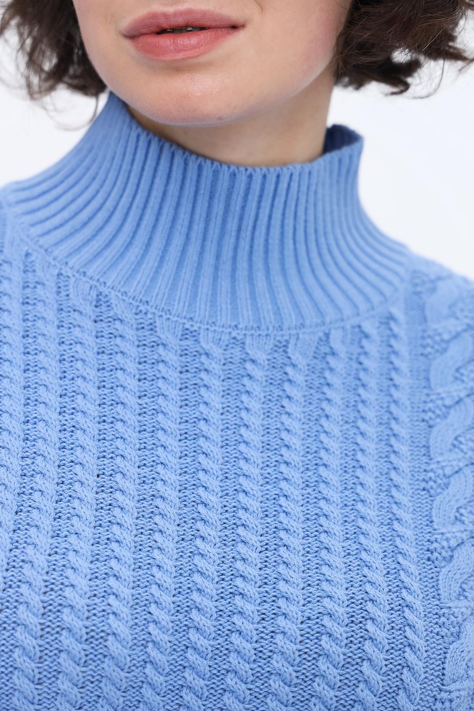 Пуловер Olsen голубой с косами