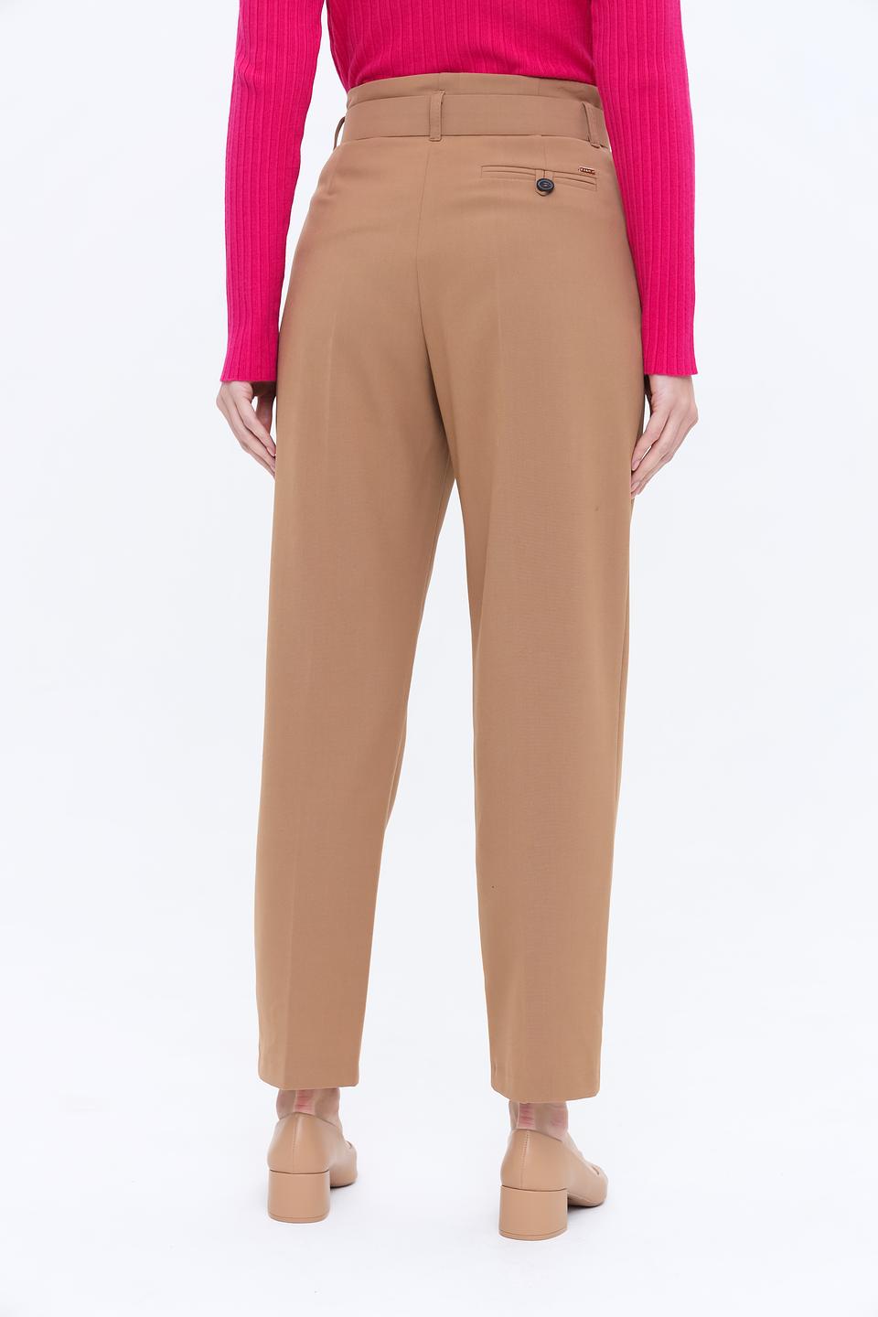 Брюки Kaos с поясом бежевые