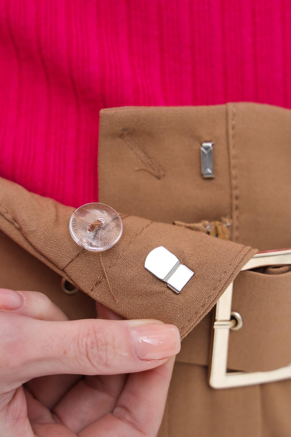 Брюки Kaos с поясом бежевые