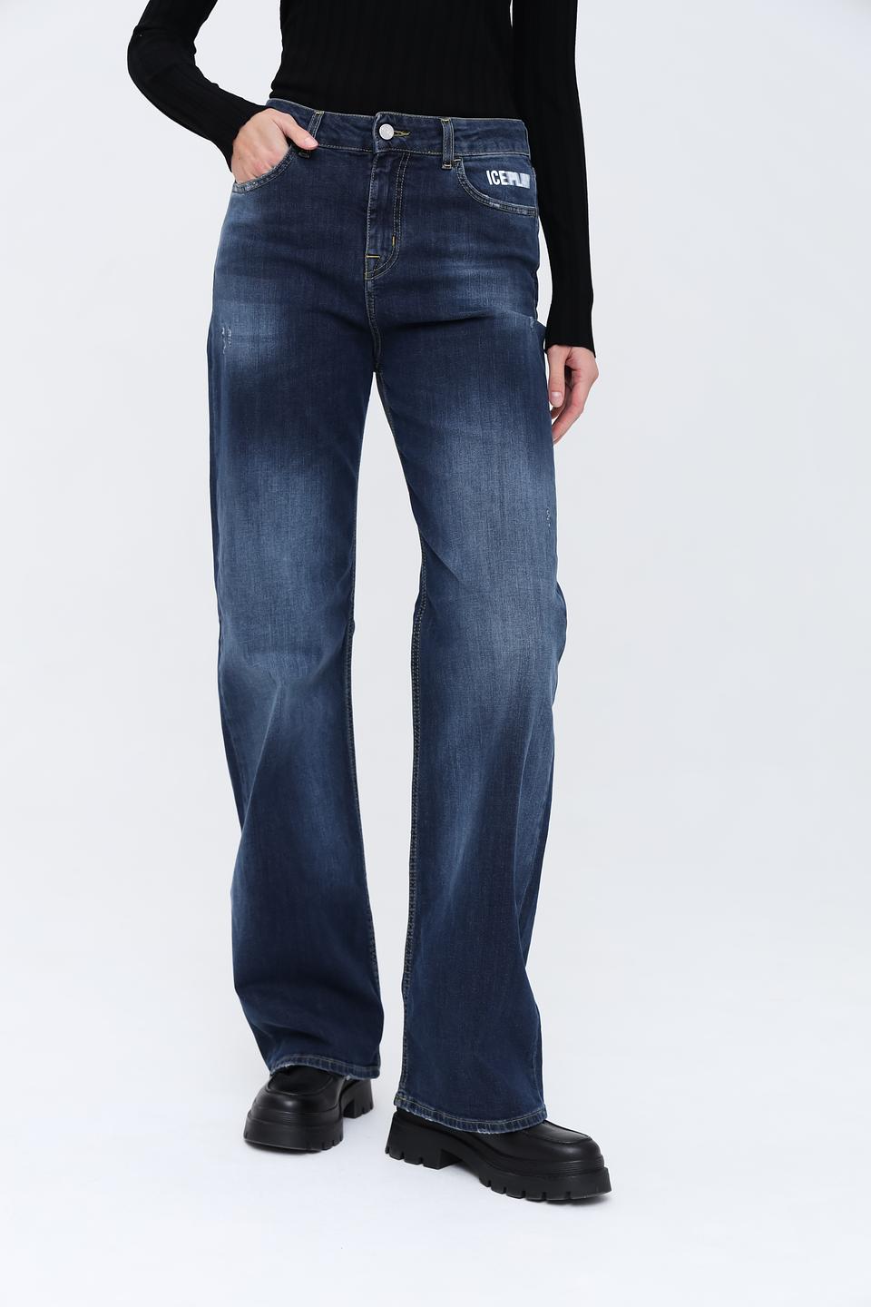 Джинсы Ice Play с потертостями