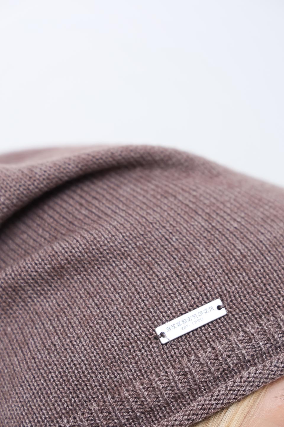 Шапка Seeberger вязаная серая