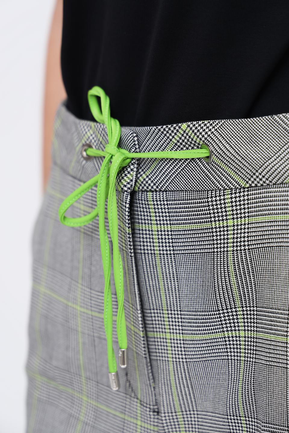 Брюки Marc Cain в клетку с завязками