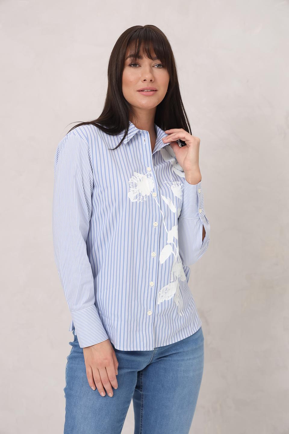 Рубашка Lecomte с вышивкой голубая