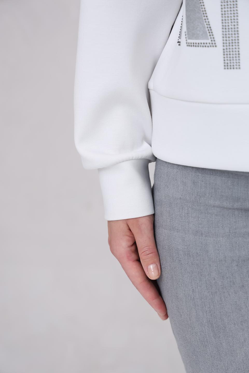 Пуловер Monari с блестками белый