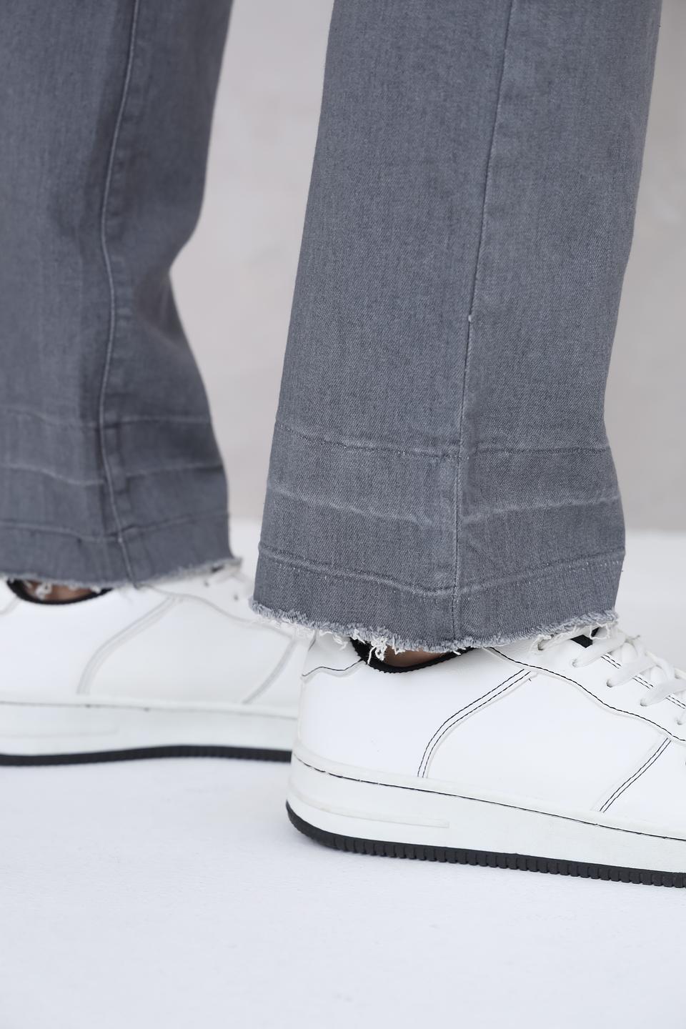 Джинсы Lecomte серые прямые