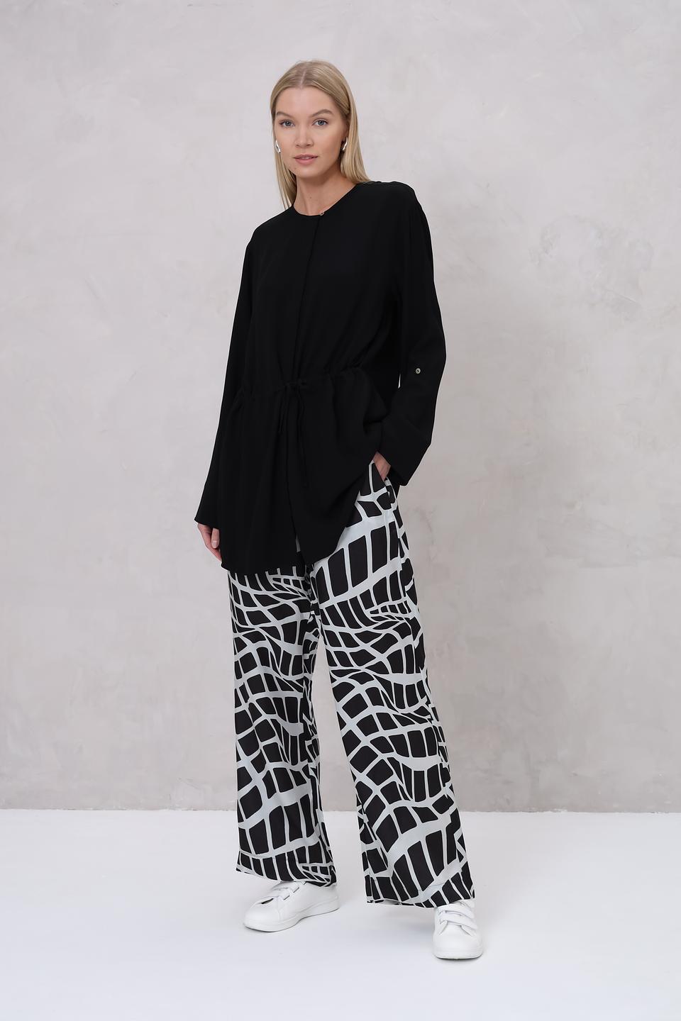 Блуза Margittes чёрная с завязкой