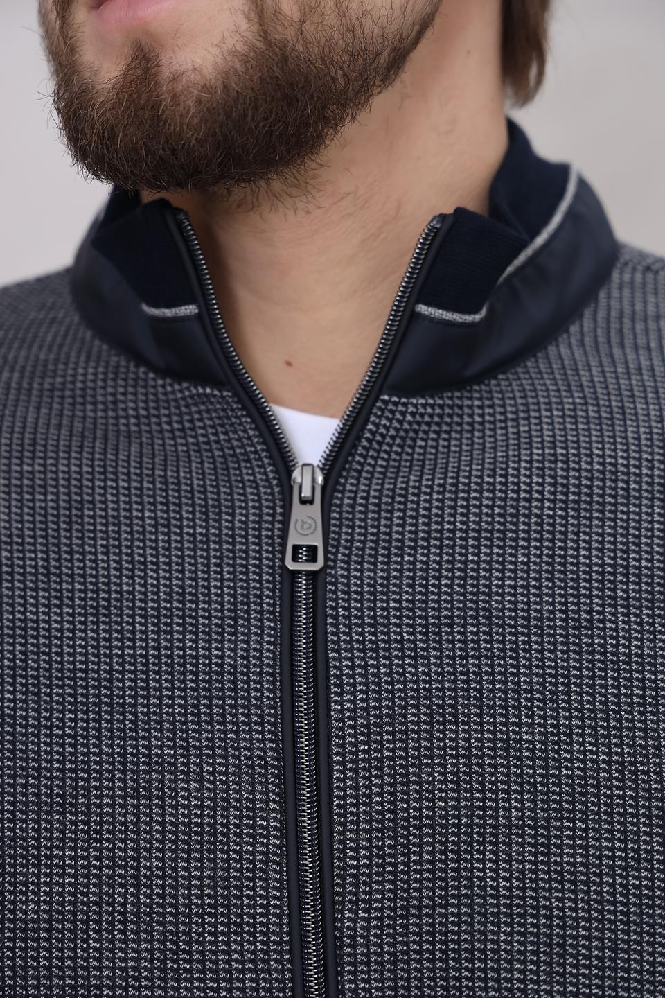 Кардиган Bugatti в клетку