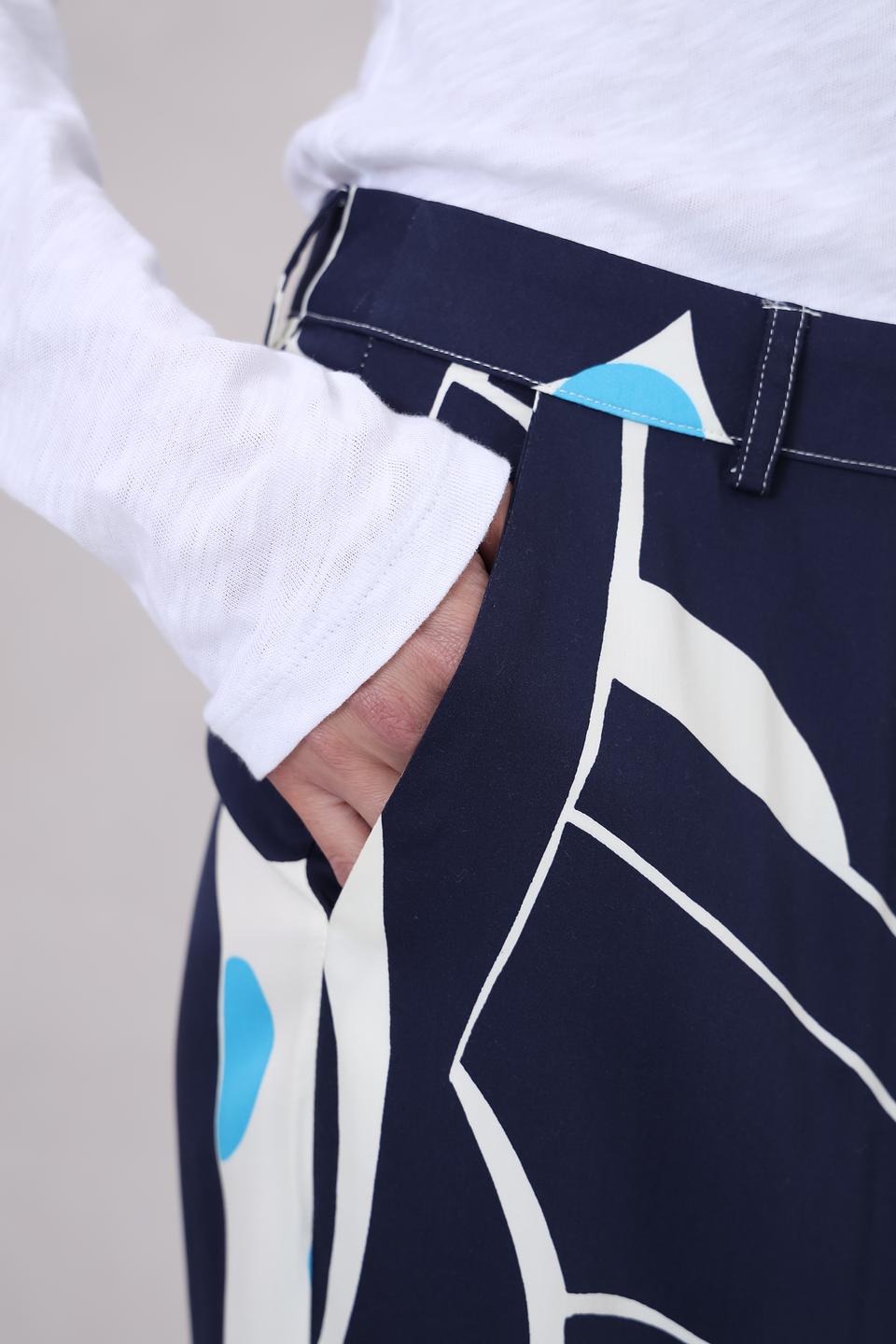 Брюки Bugatti с принтом