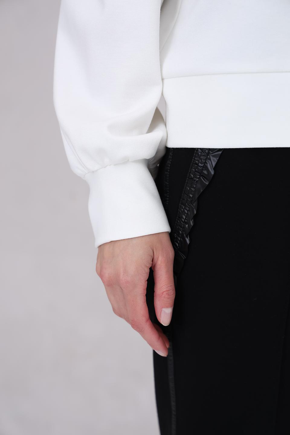 Пуловер Monari с надписью "DREAMS"