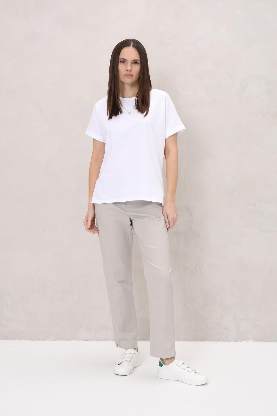 Футболка UNQ женская белая с логотипом